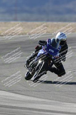 media/Jan-15-2026-Racers Edge (Thu) [[dfebeb70ab]]/3-B Group/Session 1 (Turns 9 and 8)/